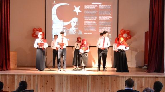 İstiklal Marşının Kabülünün 95, yılı ve Mehmet Akilf ERSOYU Anma Programı Düzenlendi. 