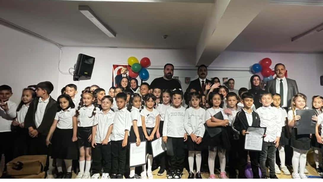 Yunus Emre İlkokulu'nda Okuma Bayramı Coşkusu
