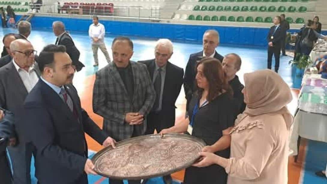 Murgul Halk Eğitim Merkezi Yıl Sonu Sergisi Gerçekleştirildi